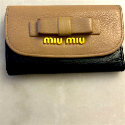 miu miu key holder